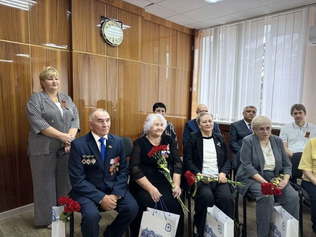 В День освобождения Макеевки от немецко-фашистских захватчиков состоялось памятное мероприятие В День освобождения Макеевки от немецко-фашистских захватчиков состоялось памятное мероприятие