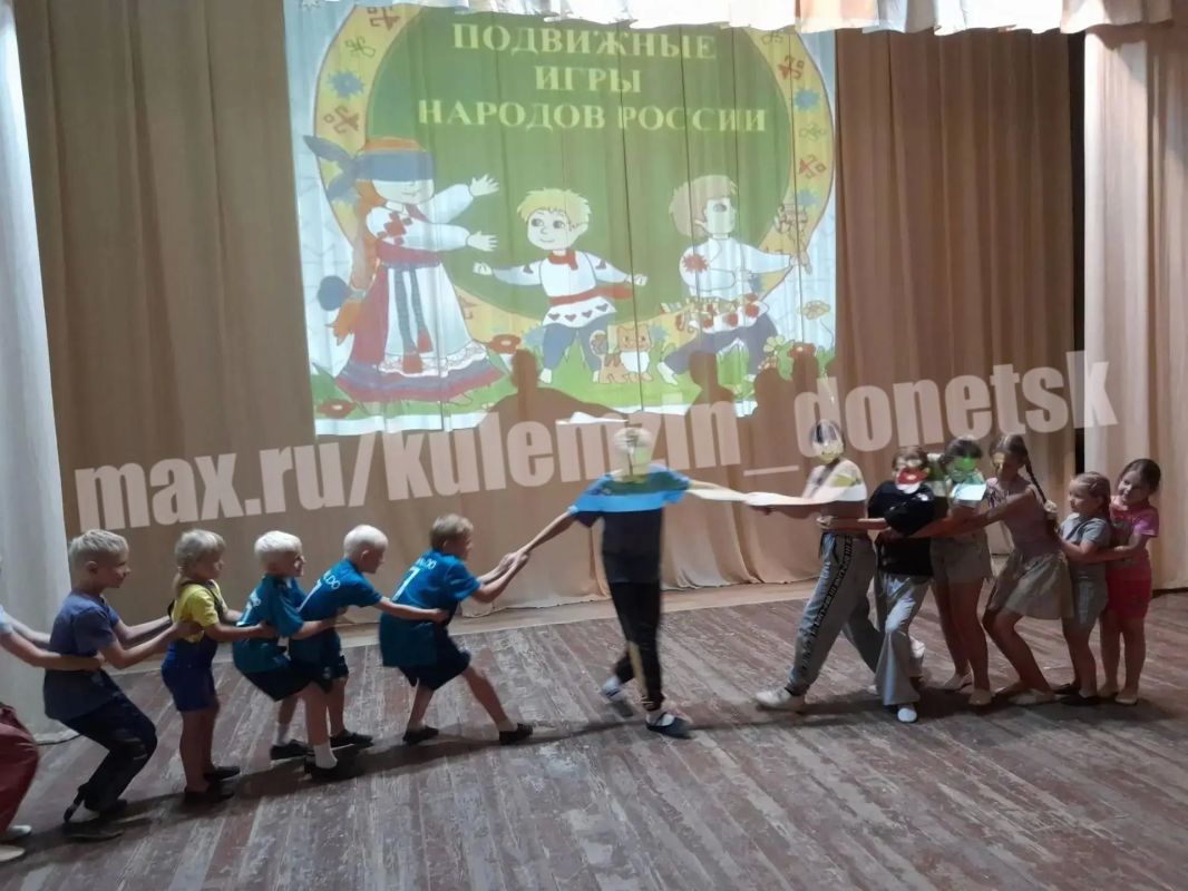 Алексей Кулемзин: В учреждениях культуры города прошли насыщенные и познавательные мероприятия, посвящённые Дню языков народов России Алексей Кулемзин: В учреждениях культуры города прошли насыщенные и познавательные мероприятия, посвящённые Дню языков народов России