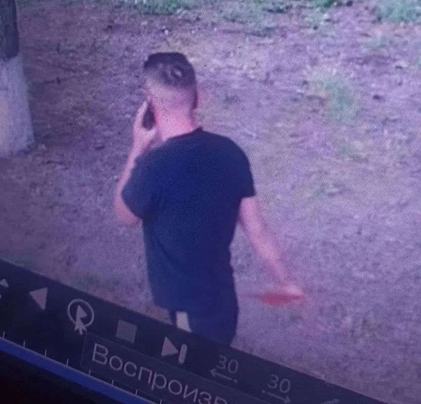 Житель Мариуполя поверил кодовому слову и отдал дропперу* более 1 000 000 рублей Житель Мариуполя поверил кодовому слову и отдал дропперу* более 1 000 000 рублей