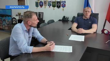 Антон Кольцов ответил на вопросы мариупольцев