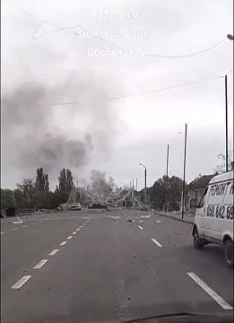 Нанесе удар по мосту в Краматорске: мост перекрыт, уничтожены автомобили, — местные паблики