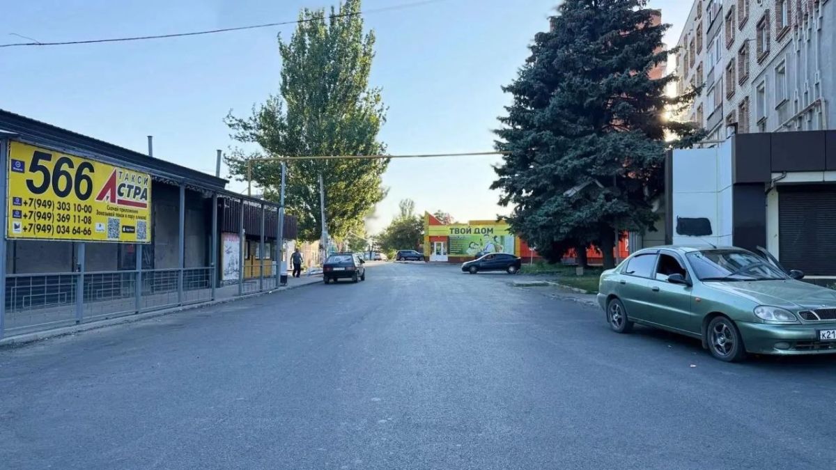 Самарцы завершили ремонт дорог на нескольких участках в Снежном Самарцы завершили ремонт дорог на нескольких участках в Снежном