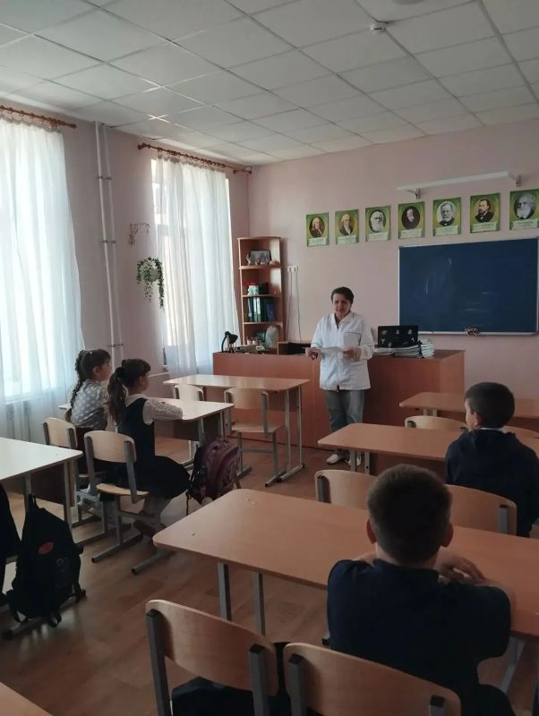 С целью предупреждения возникновения и массового распространения гриппа среди детского населения в сезоне 2026-2027гг., медицинская сестра кабинета по оказанию медицинской помощи несовершеннолетним Староигнатьевской... С целью предупреждения возникновения и массового распространения гриппа среди детского населения в сезоне 2026-2027гг., медицинская сестра кабинета по оказанию медицинской помощи несовершеннолетним Староигнатьевской...