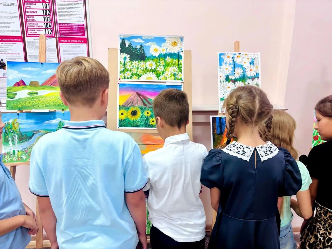 Выставка рисунков «Сердце из угля и стали» Выставка рисунков «Сердце из угля и стали»
