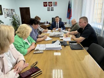 Василий Овчаров: Сегодня, 8 сентября 2026 года,провел оперативное совещание по рабочим вопросам с участием заместителей Главы и руководителей структурных подразделений Администрации округа