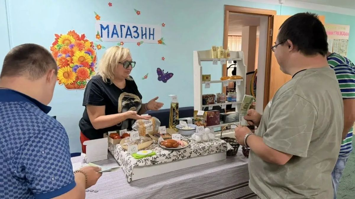 Социальные службы Снежного поддерживают пожилых и детей Социальные службы Снежного поддерживают пожилых и детей