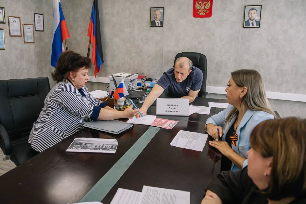 Антон Кольцов: Ответил на вопросы жителей Жовтневого района Антон Кольцов: Ответил на вопросы жителей Жовтневого района