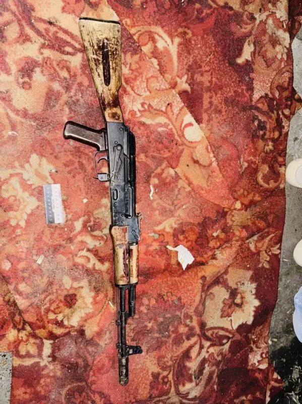 Полицейские изъяли наркотики и боеприпасы у жителя Донецка Полицейские изъяли наркотики и боеприпасы у жителя Донецка