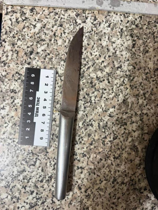 В Донецке 36-летняя женщина из ревности 2 раза ударила ножом своего возлюбленного В Донецке 36-летняя женщина из ревности 2 раза ударила ножом своего возлюбленного