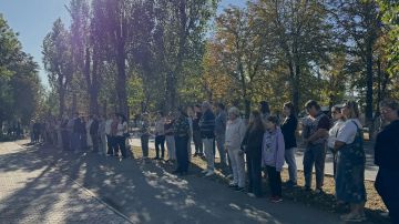В Мангуше прошел митинг, посвященный 83-й годовщине освобождения Донбасса