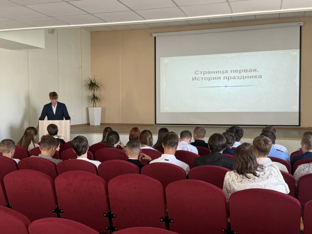 8 сентября в Тельмановской гимназии для учеников старших классов был проведен устный журнал" Языки народов России - наше общее богатство", посвященный Дню языков народов Российской Федерации 8 сентября в Тельмановской гимназии для учеников старших классов был проведен устный журнал" Языки народов России - наше общее богатство", посвященный Дню языков народов Российской Федерации