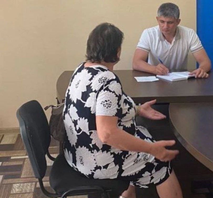 ВСТРЕЧИ С ЖИТЕЛЯМИ. 8 сентября 2026 года депутаты Ясиноватского муниципального совета Донецкой Народной Республики от фракции «Единая Россия» Елена Исаенко и Виталий Кухта провели встречи с жителями города. Обсуждались... ВСТРЕЧИ С ЖИТЕЛЯМИ. 8 сентября 2026 года депутаты Ясиноватского муниципального совета Донецкой Народной Республики от фракции «Единая Россия» Елена Исаенко и Виталий Кухта провели встречи с жителями города. Обсуждались...