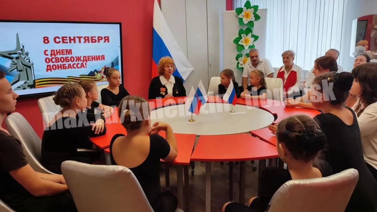 Алексей Кулемзин: Учреждения культуры подготовили насыщенную программу ко Дню освобождения Донбасса Алексей Кулемзин: Учреждения культуры подготовили насыщенную программу ко Дню освобождения Донбасса