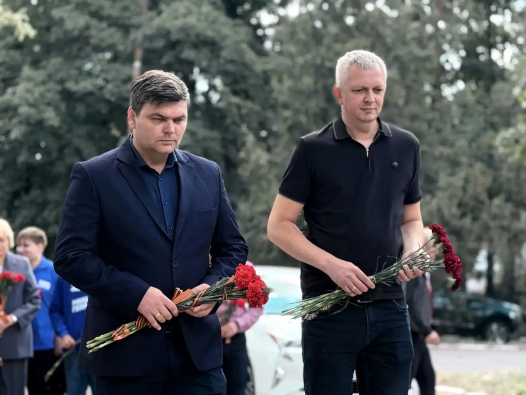 8 сентября – важнейшая дата в героической истории Донбасса, навечно вписанная в летопись нашего края 8 сентября – важнейшая дата в героической истории Донбасса, навечно вписанная в летопись нашего края