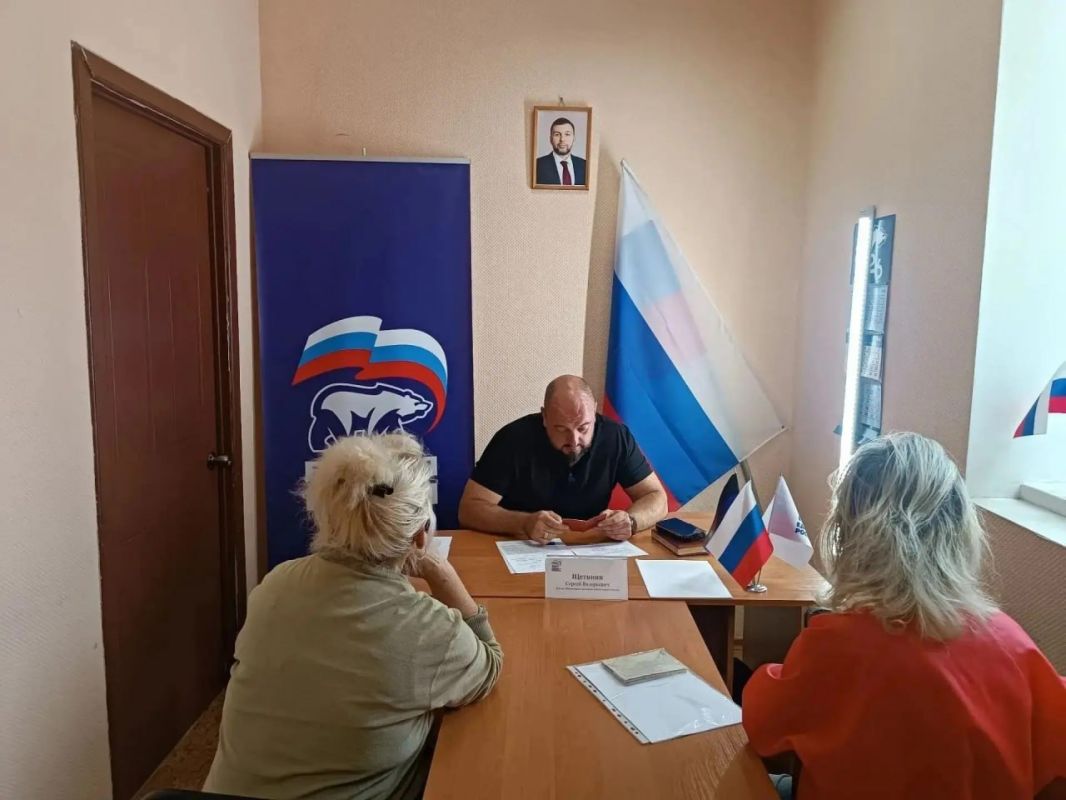 8 сентября, в день 83-й годовщины освобождения Донбасса от немецко-фашистских захватчиков, в рамках партийного проекта Единой России «Историческая память», проекта «Эхо времен» Общественного Движения «Донецкая Республика» в... 8 сентября, в день 83-й годовщины освобождения Донбасса от немецко-фашистских захватчиков, в рамках партийного проекта Единой России «Историческая память», проекта «Эхо времен» Общественного Движения «Донецкая Республика» в...