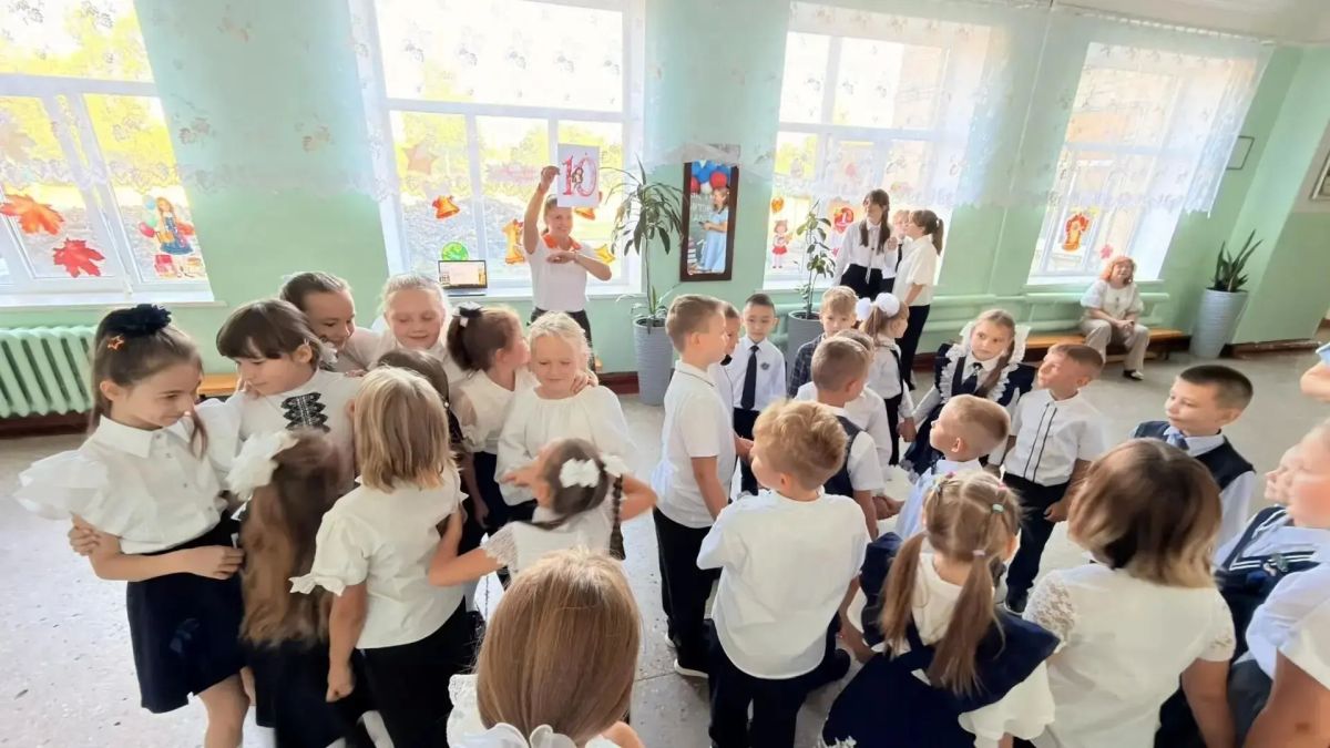 4 сентября учебный день запомнился школьникам не только уроками, но и активным стартом проекта «Большая перемена» 4 сентября учебный день запомнился школьникам не только уроками, но и активным стартом проекта «Большая перемена»