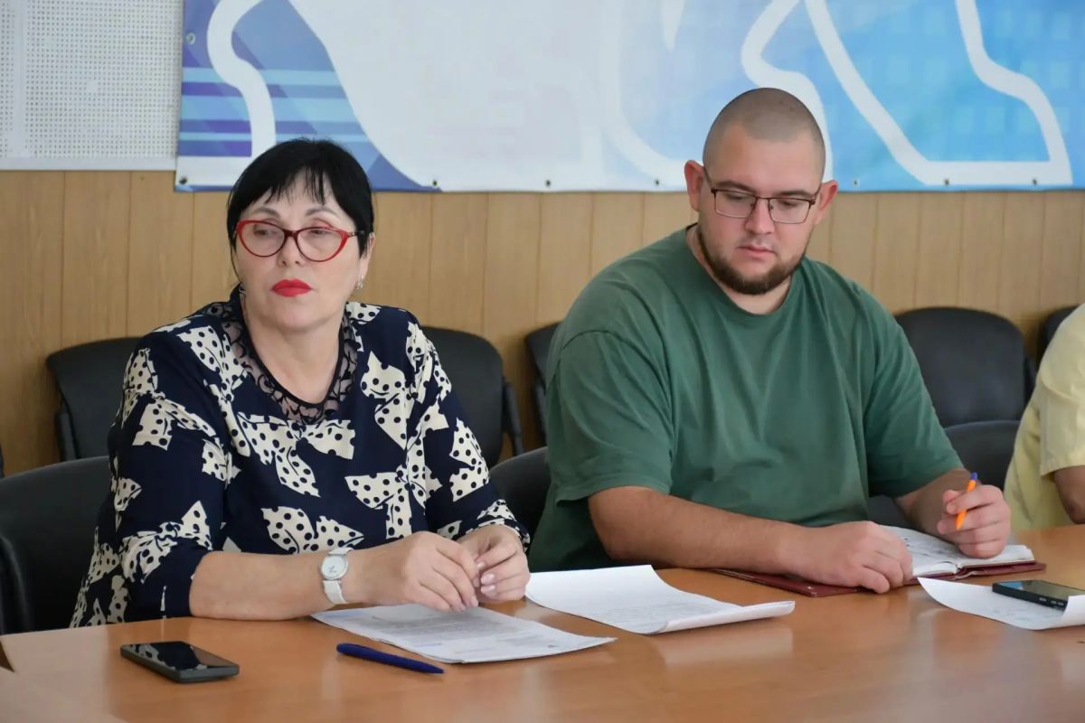 8 сентября, под председательством Главы муниципального образования городского округа Дебальцево Сергея Желновача прошло очередное заседание межведомственного муниципального штаба по вопросам социальной защиты на территории... 8 сентября, под председательством Главы муниципального образования городского округа Дебальцево Сергея Желновача прошло очередное заседание межведомственного муниципального штаба по вопросам социальной защиты на территории...