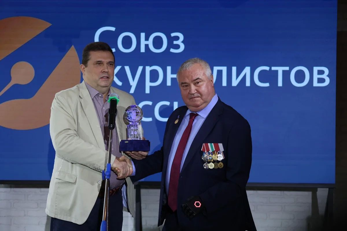 В Москве, в Союзе журналистов России, состоялась ежегодная церемония вручения премии «Солидарность», приуроченная к Международному дню солидарности журналистов В Москве, в Союзе журналистов России, состоялась ежегодная церемония вручения премии «Солидарность», приуроченная к Международному дню солидарности журналистов
