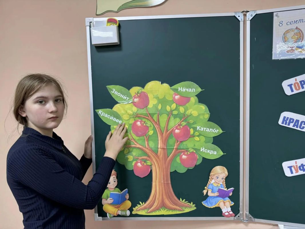 «Могучий и великий русский язык»: как воспитанники «Ростка» проверяли знания в интеллектуальной викторине «Могучий и великий русский язык»: как воспитанники «Ростка» проверяли знания в интеллектуальной викторине