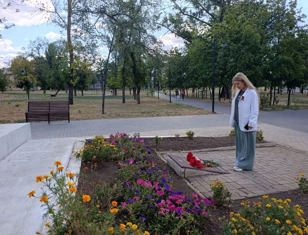 Елена Рязанцева: 8 сентября 2026 года в Донецке прошли памятные мероприятия, посвящённые Дню освобождения Донбасса от немецко-фашистских захватчиков Елена Рязанцева: 8 сентября 2026 года в Донецке прошли памятные мероприятия, посвящённые Дню освобождения Донбасса от немецко-фашистских захватчиков