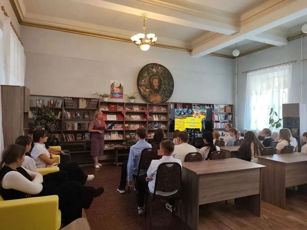 8 сентября мы отмечаем знаменательную дату – День освобождения Донбасса - с чувством гордости и благодарности к тем, кто отстоял свободу и целостность нашей Родины 8 сентября мы отмечаем знаменательную дату – День освобождения Донбасса - с чувством гордости и благодарности к тем, кто отстоял свободу и целостность нашей Родины