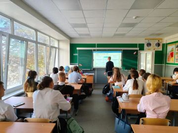 Старшеклассникам СШ №41 рассказали о Николае Путилове