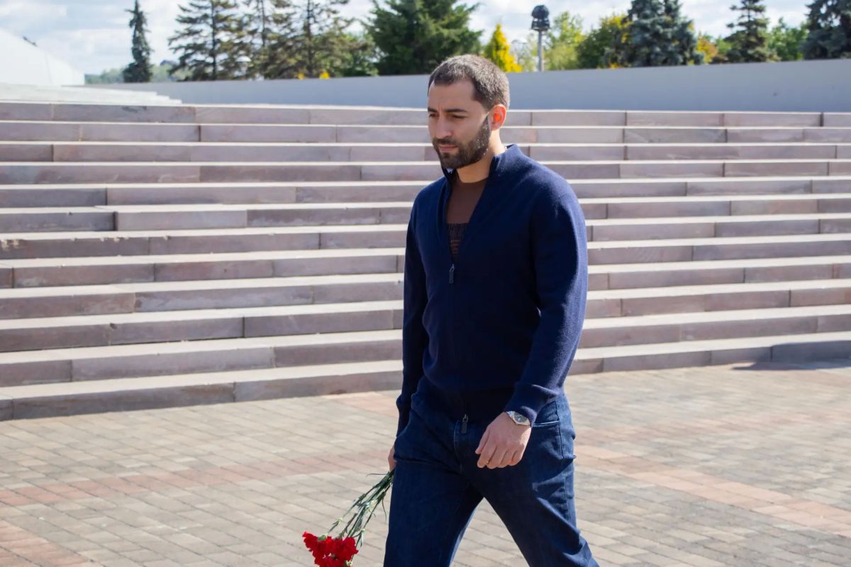 Алексей Дорофеев и Кирилл Рожков почтили память освободителей Донбасса Алексей Дорофеев и Кирилл Рожков почтили память освободителей Донбасса