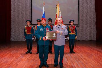 Генерал-полковник Олег Плохой принял участие в торжественном приведении первокурсников Саратовского военного ордена Жукова Краснознаменного института войск национальной гвардии Российской Федерации к военной присяге и...