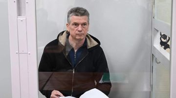 12 лет колонии строгого режима экс-начальнику управления кадрами Минобороны Юрию Кузнецову