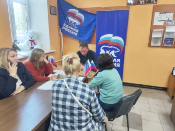 Александр Качанов: Провел личный прием граждан в общественной приемной Единой России