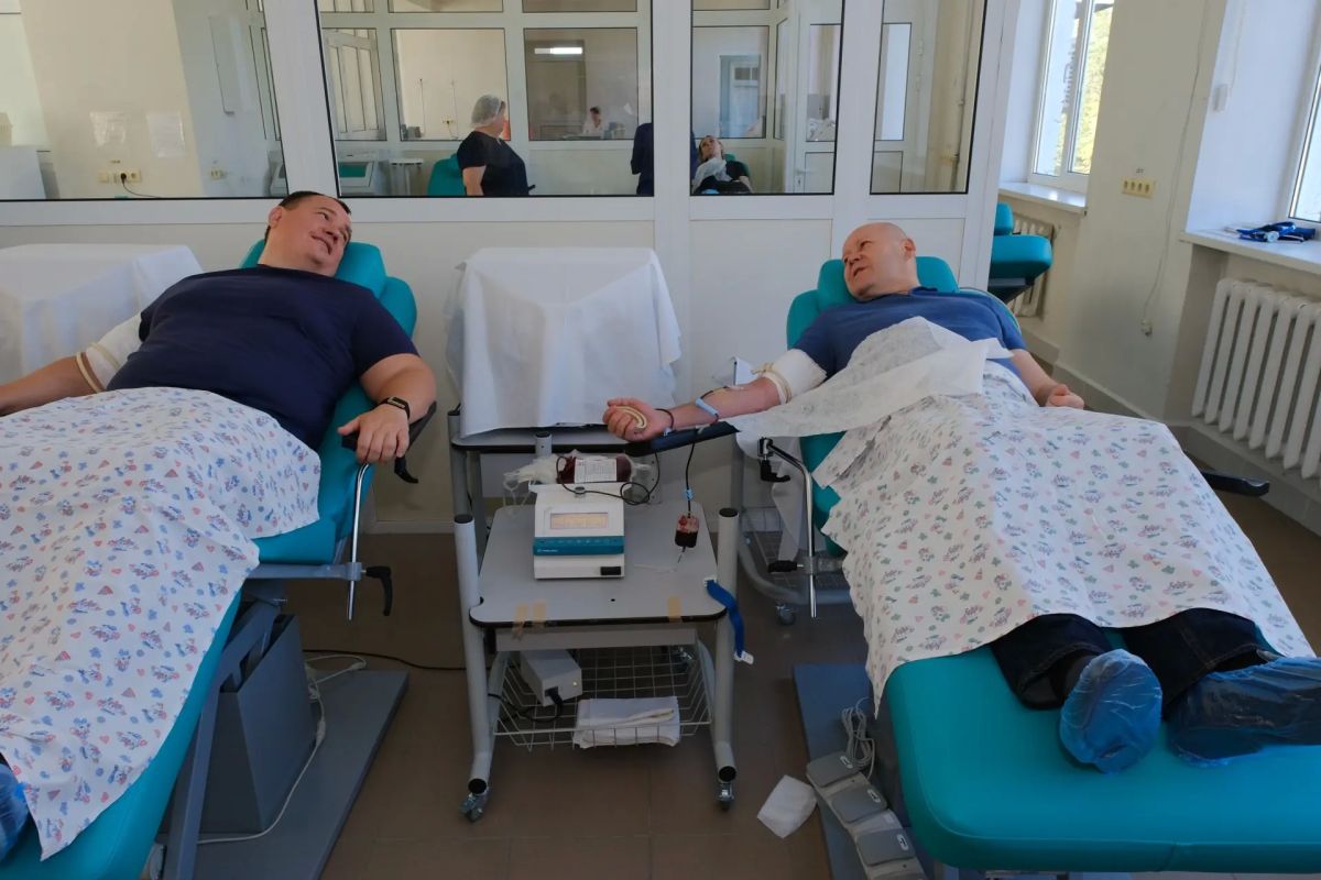 «Сдай кровь – спаси жизнь»: активисты ОД ДР и единороссы поддержали важнейшую акцию «Сдай кровь – спаси жизнь»: активисты ОД ДР и единороссы поддержали важнейшую акцию
