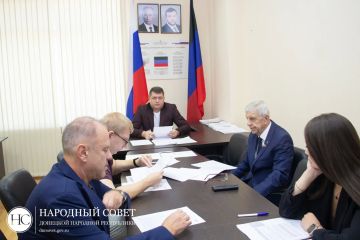 Парламентарии продолжают работу в сфере обращения с животными в регионе