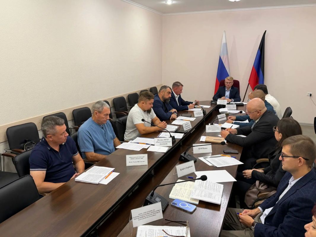 Артем Крамаренко: На Республиканском агрономическом совещании обсудили предварительные итоги уборочной и подготовку к осеннему севу Артем Крамаренко: На Республиканском агрономическом совещании обсудили предварительные итоги уборочной и подготовку к осеннему севу