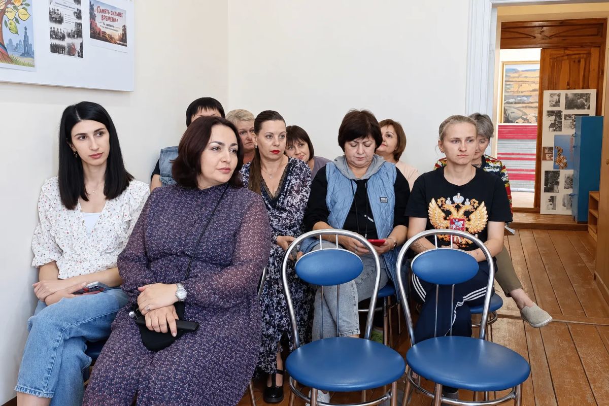 Встречи с трудовыми коллективами продолжаются: диалог с жителями Комсомольского Встречи с трудовыми коллективами продолжаются: диалог с жителями Комсомольского