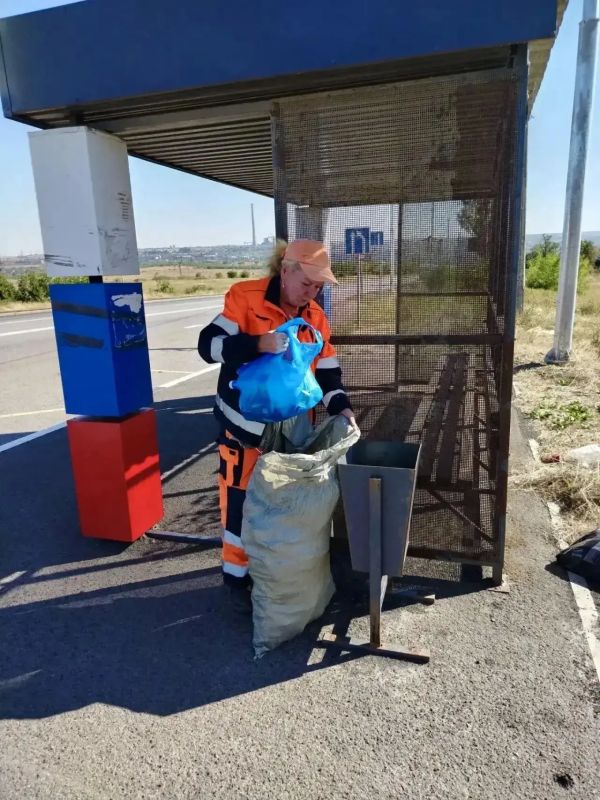 #СОДЕРЖАНИЕ_СВОД за сутки. Выполнили ещё ряд мероприятий для безопасности и обеспечения порядка на дорогах общего пользования Установили новые дорожные знаки на автомобильных дорогах: #СОДЕРЖАНИЕ_СВОД за сутки. Выполнили ещё ряд мероприятий для безопасности и обеспечения порядка на дорогах общего пользования Установили новые дорожные знаки на автомобильных дорогах: