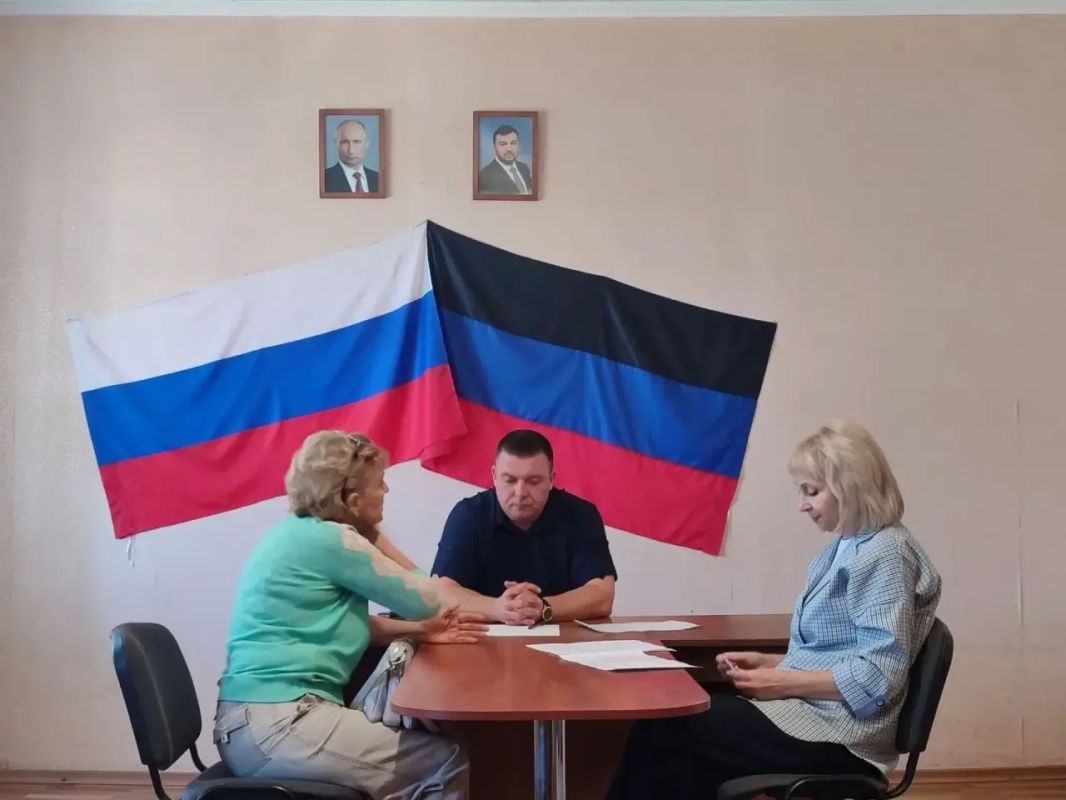 Заместитель главы Администрации муниципального образования Виталий Легчилин провел личный прием граждан в пгт Зуевка Заместитель главы Администрации муниципального образования Виталий Легчилин провел личный прием граждан в пгт Зуевка