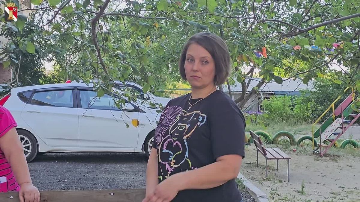 Игорь Мартынов: Встреча с населением. 10 сентября заместитель главы администрации муниципального образования городского округа Енакиево Александр Деменков встретился с жителями по адресу: ул. Третьякова, д. 17. В ходе...