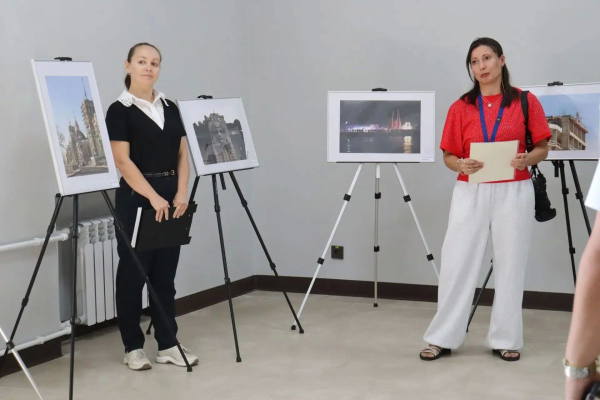 Ко Дню года в Краеведческом музее открылась выставка Мариупольского фотоклуба и Мариупольского филиала Союза фотохудожников России «Мариуполь в объективе: история, люди, моменты» Ко Дню года в Краеведческом музее открылась выставка Мариупольского фотоклуба и Мариупольского филиала Союза фотохудожников России «Мариуполь в объективе: история, люди, моменты»