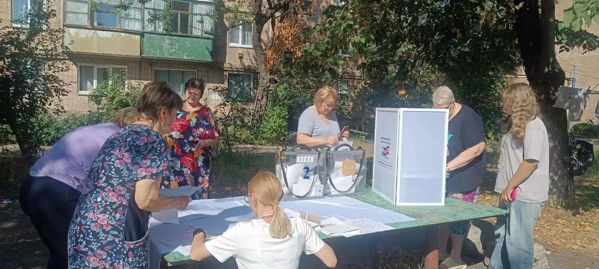 Николай Руппель: Второй день досрочного голосования в Ясиноватском муниципальном округе в самом разгаре Николай Руппель: Второй день досрочного голосования в Ясиноватском муниципальном округе в самом разгаре