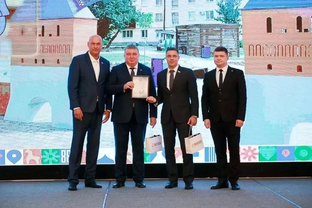 Делегация Мариуполя в минувшие выходные посетила город Тулу, чтобы лично поздравить жителей города с юбилейной датой и разделить радость этого знаменательного события Делегация Мариуполя в минувшие выходные посетила город Тулу, чтобы лично поздравить жителей города с юбилейной датой и разделить радость этого знаменательного события