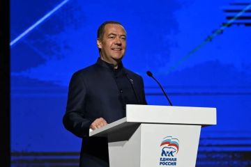 С днём рождения, Дмитрий Анатольевич!