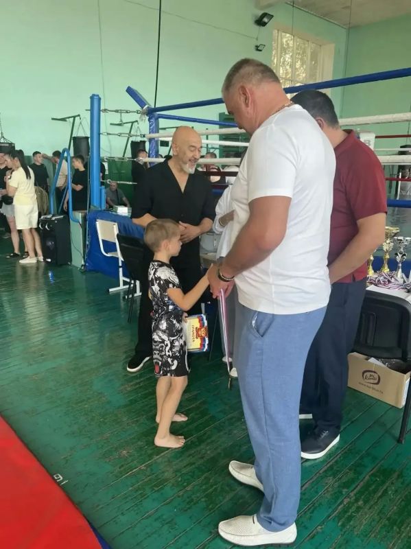 Личное первенство Енакиевского городского округа по кикбоксингу Личное первенство Енакиевского городского округа по кикбоксингу