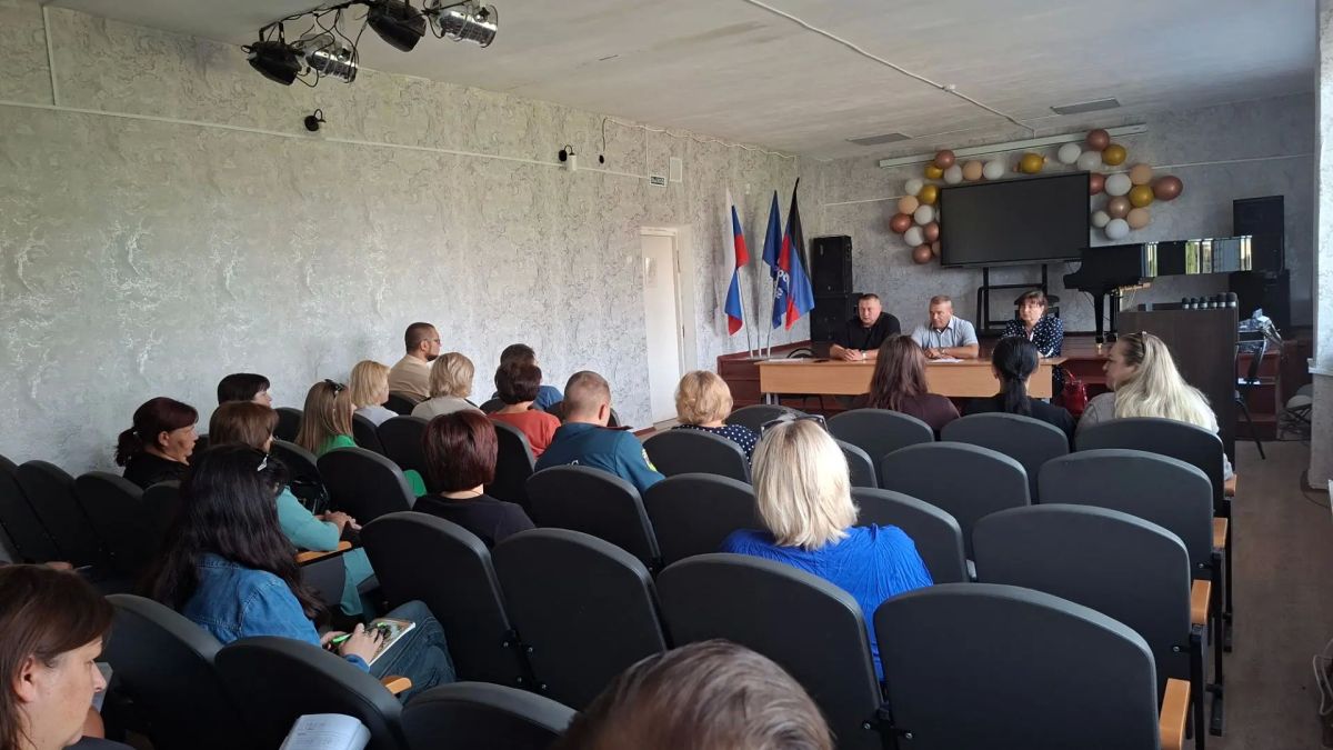 Денис Зубов: Аппаратное совещание в городском округе Иловайск Денис Зубов: Аппаратное совещание в городском округе Иловайск