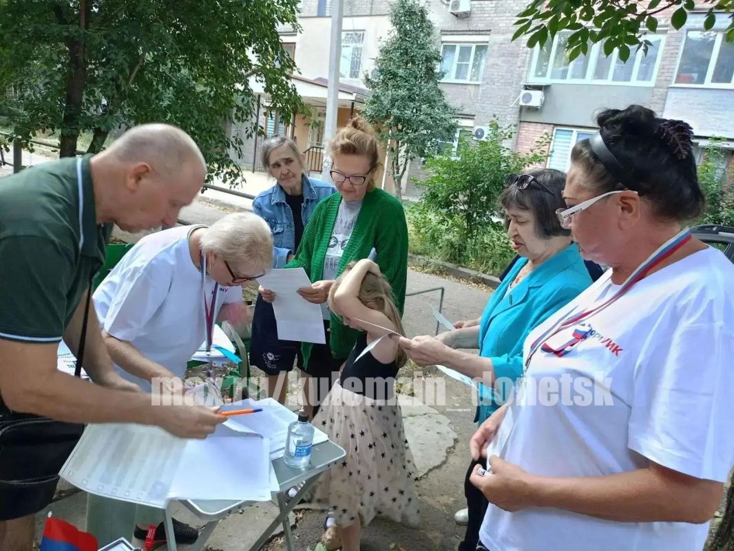 Алексей Кулемзин: Бюллетень в руках — это маленький, но очень значимый поступок Алексей Кулемзин: Бюллетень в руках — это маленький, но очень значимый поступок