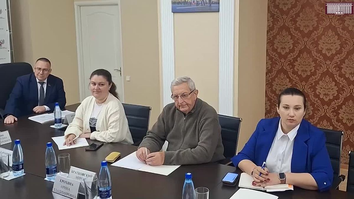В Народном Совете ДНР обсудили правовой вопрос, касающийся статуса общежитий в Республике