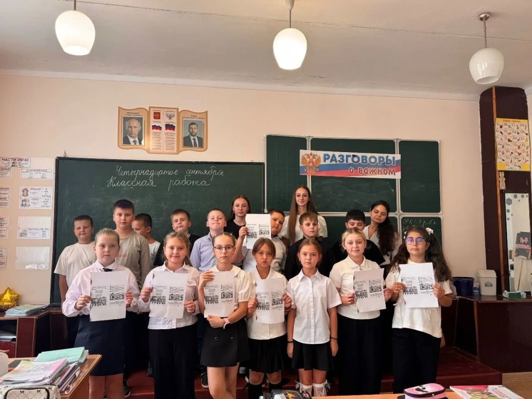 В школах Ждановки прошли мероприятия по правилам дорожного движения В школах Ждановки прошли мероприятия по правилам дорожного движения
