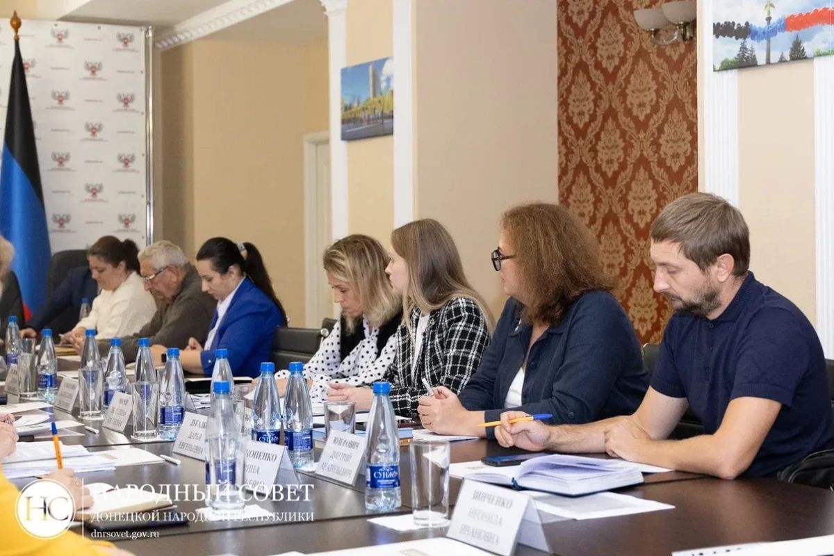 Константин Кузьмин: Жилищный вопрос: наводим правовой порядок в определении статуса общежитий ДНР Константин Кузьмин: Жилищный вопрос: наводим правовой порядок в определении статуса общежитий ДНР