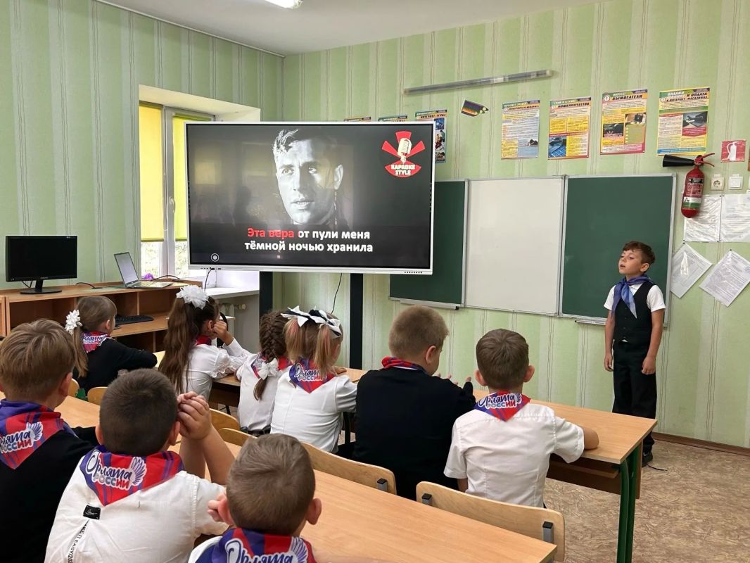 В Ждановке прошел фестиваль патриотической песни В Ждановке прошел фестиваль патриотической песни