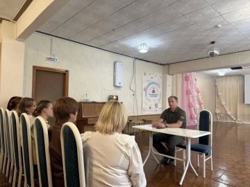 Александр Шатов: Встретился с коллективом детского сада № 3