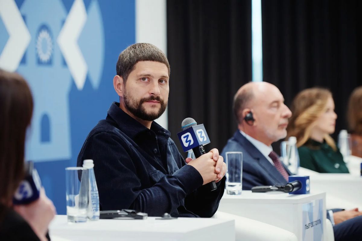 Александр Волошин: На ток-шоу «Код Непокорённых: Память против постправды» в рамках МФМ–2026 вместе с французским общественным деятелем Пьером де Голлем, членом Общественной палаты России и заместителем председателя...